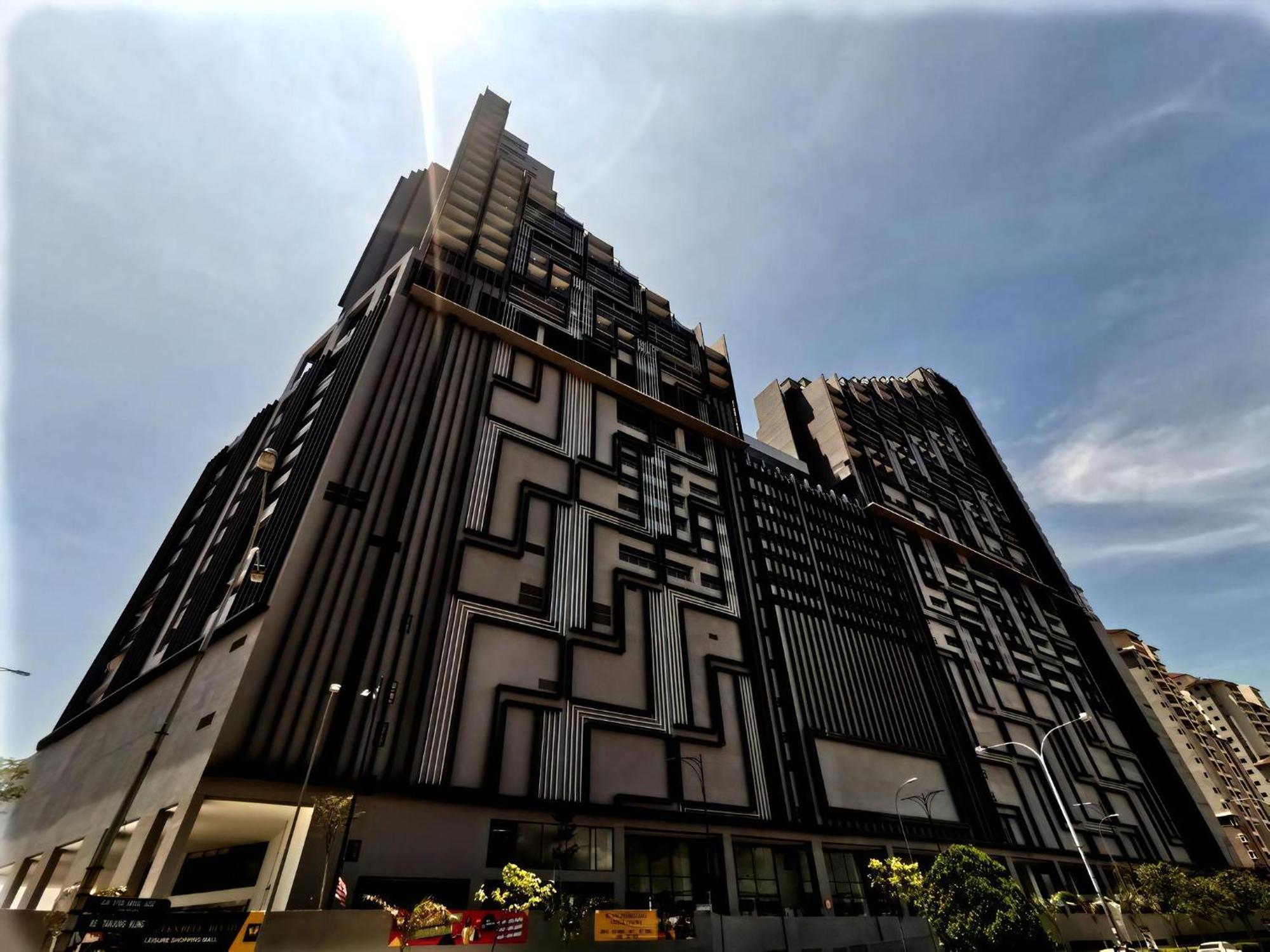 Attic Home Melaka Imperio Residence & Jonker Exterior foto